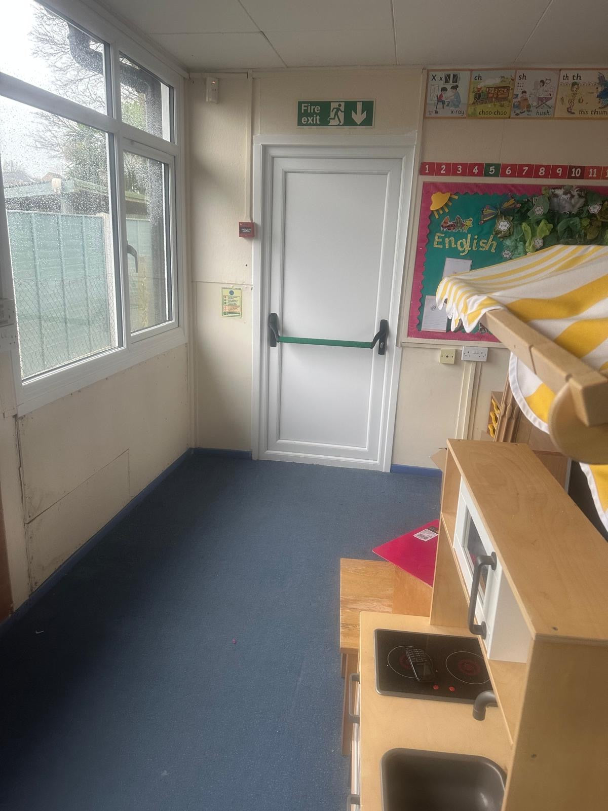 Manor Court Primary School